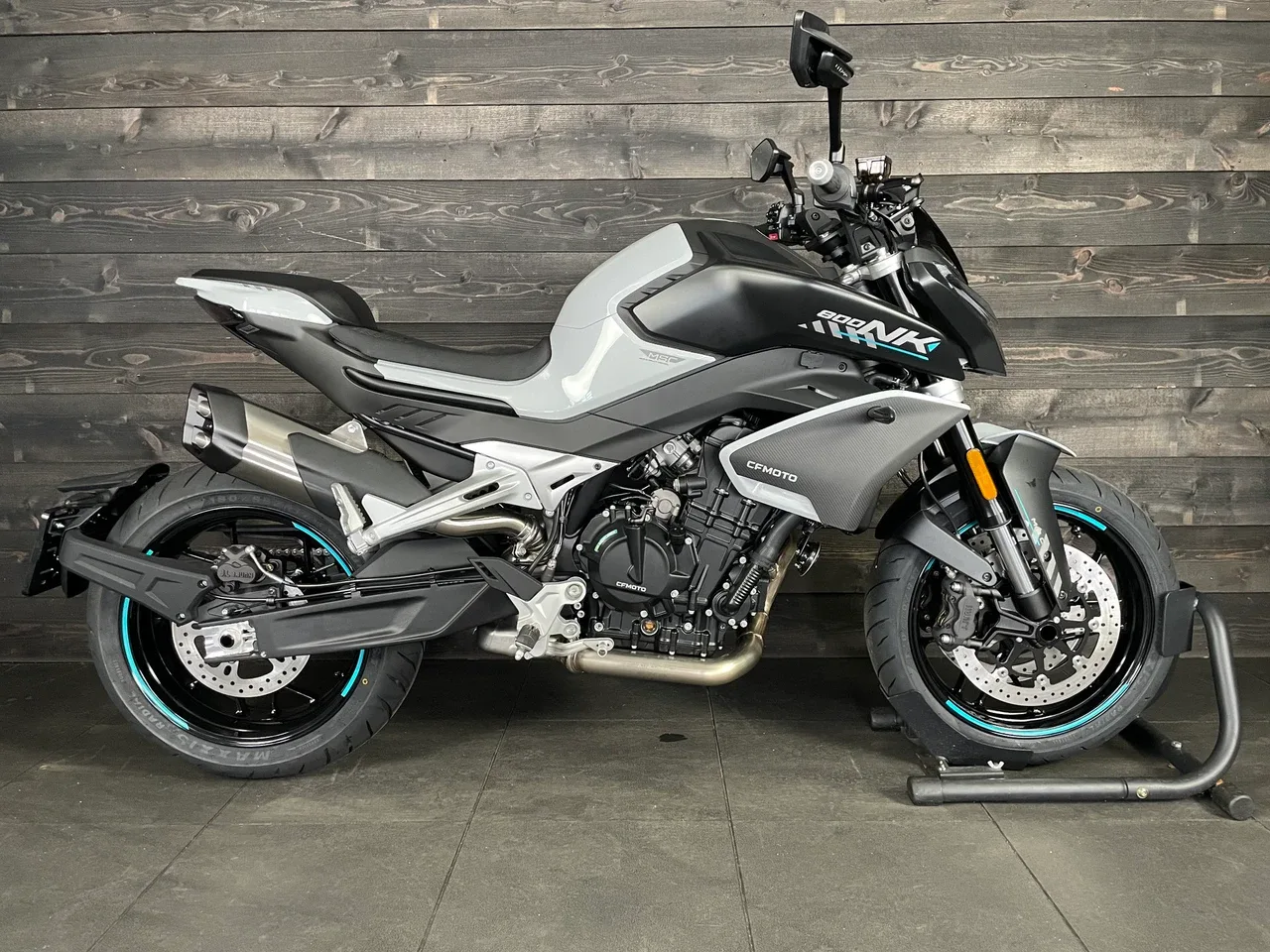 CFMoto 800NK (2025) — foto 1