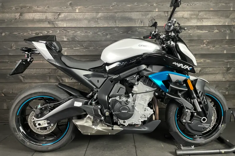 CFMoto 675 NK (2025)