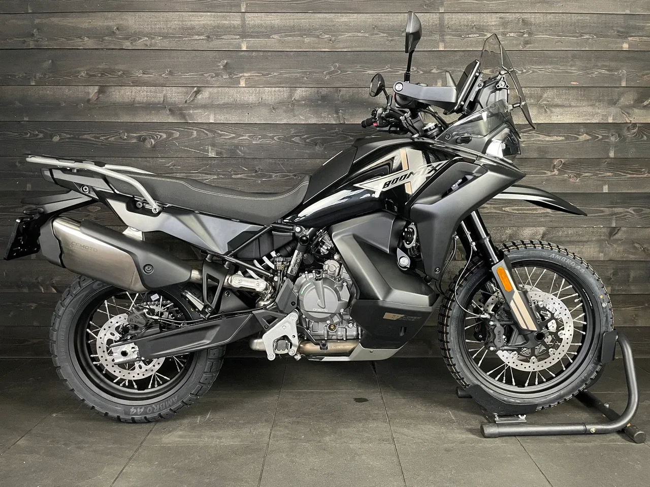 CFMoto 800MT-X NEBULA (2026) — foto 1