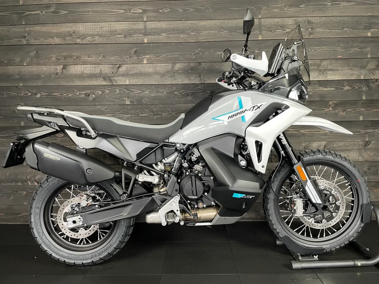 CFMoto 1000 MT-X (2026) — foto 1