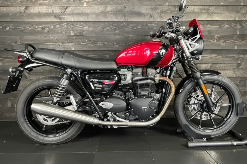 Triumph Speed Twin 900 (2025)