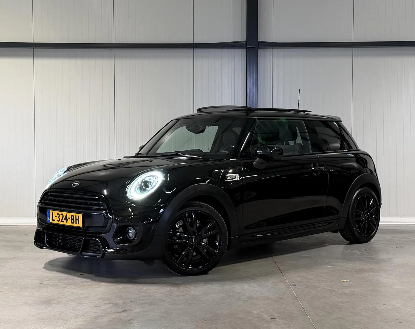 MINI Cooper (2021) — foto 1