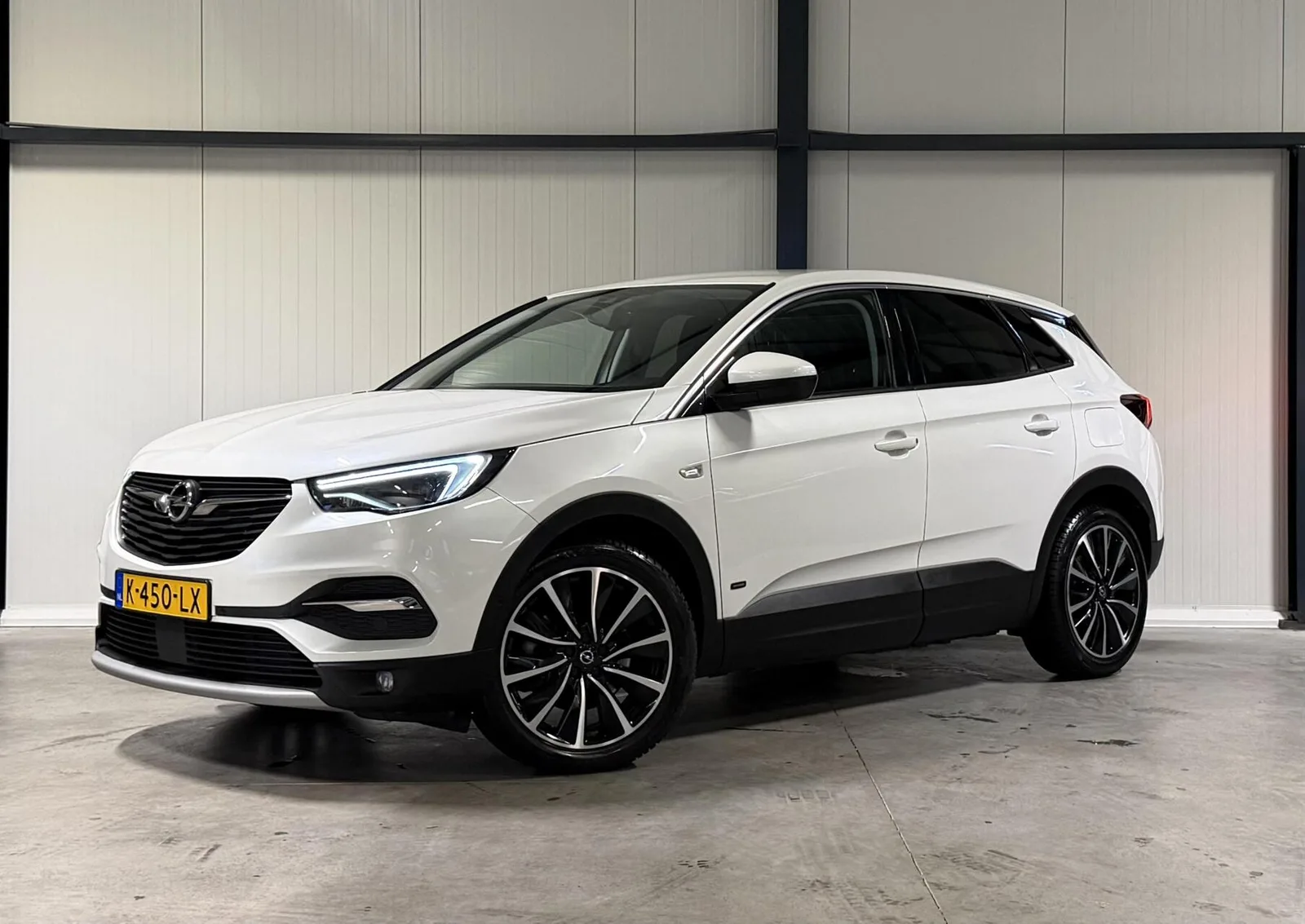 Opel Grandland X (2021) — foto 1