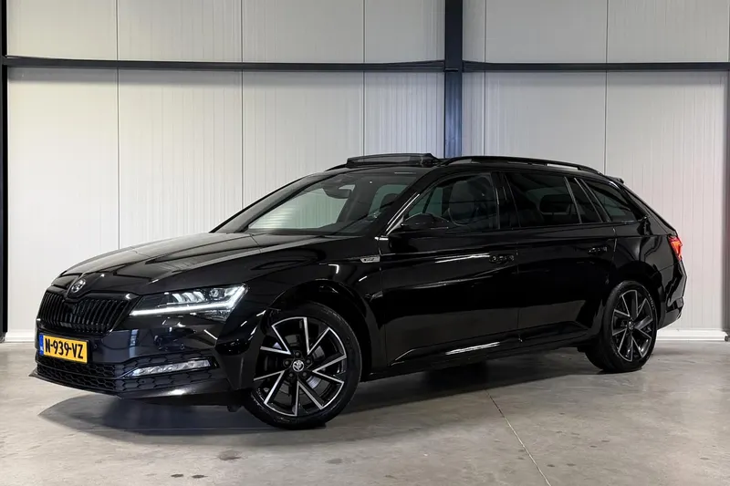 Škoda Superb (2022)
