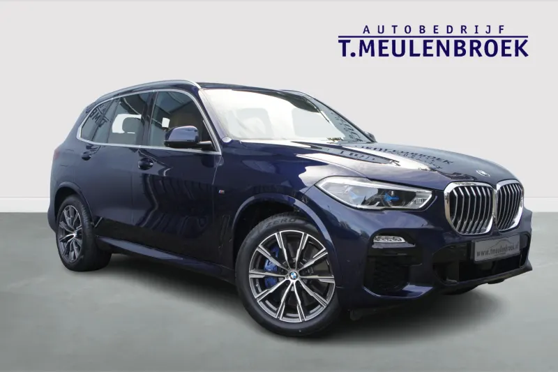 BMW X5 (2021)