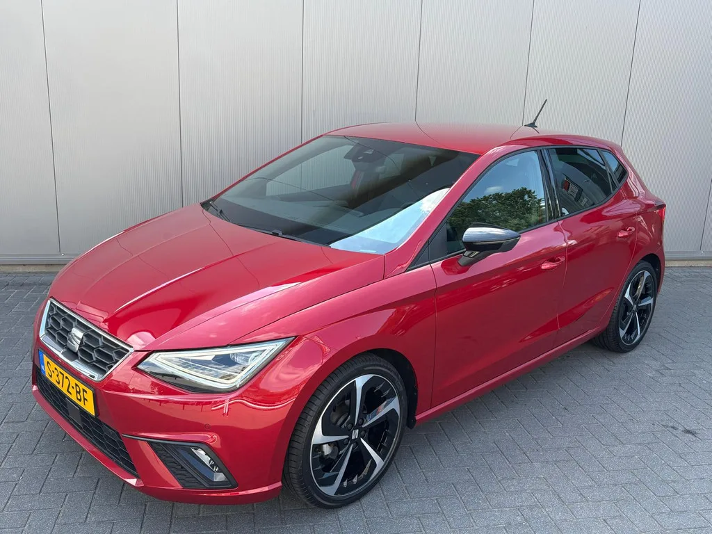 SEAT Ibiza (2023) — foto 1