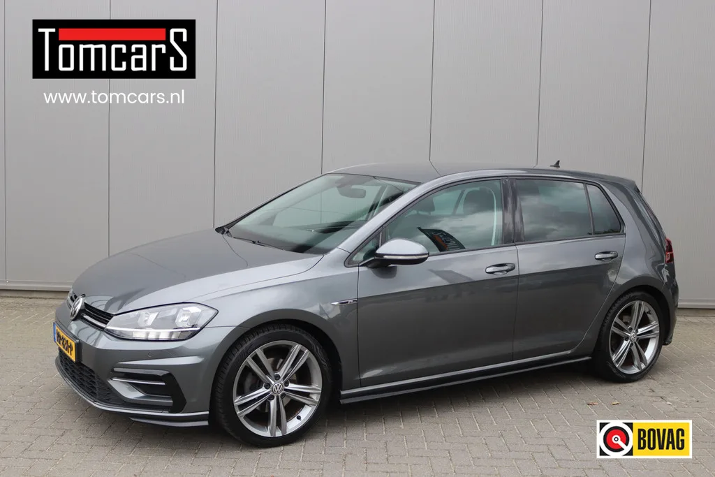 Volkswagen Golf (2018) — foto 1