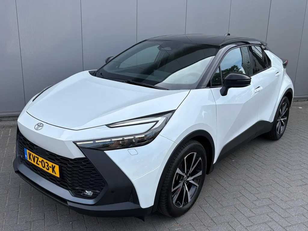 Toyota C-HR (2025) — foto 1