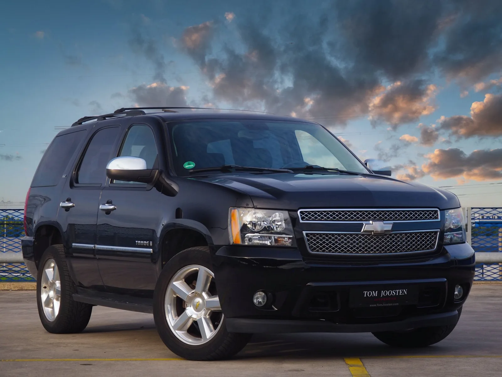 Chevrolet Tahoe (2010) — foto 1