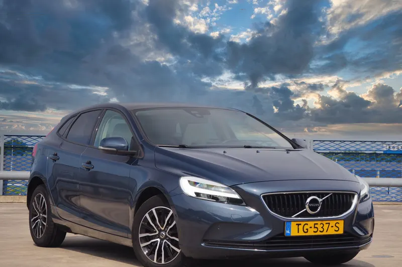 Volvo V40 (2018)