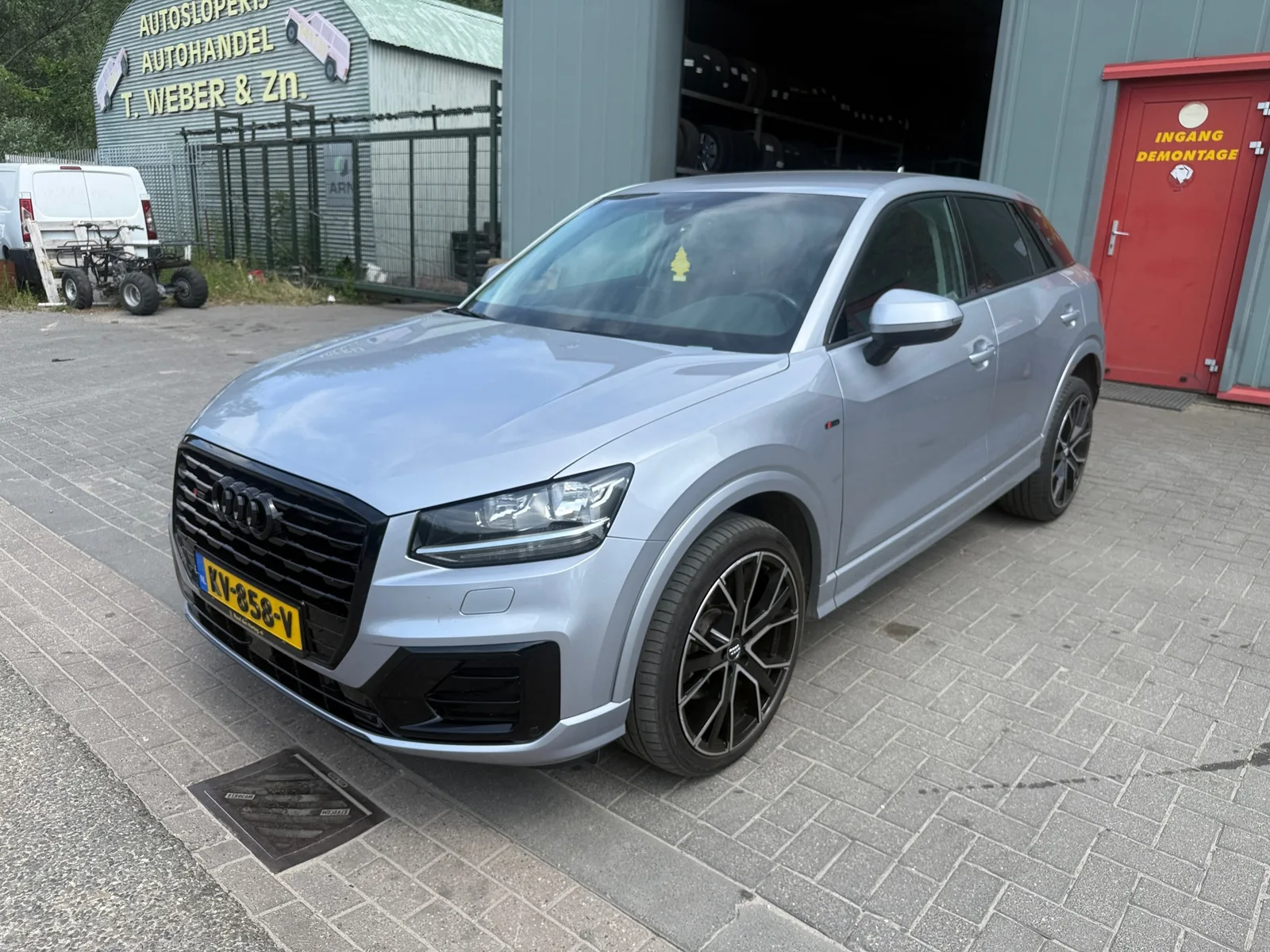 Audi Q2 (2016) — foto 1