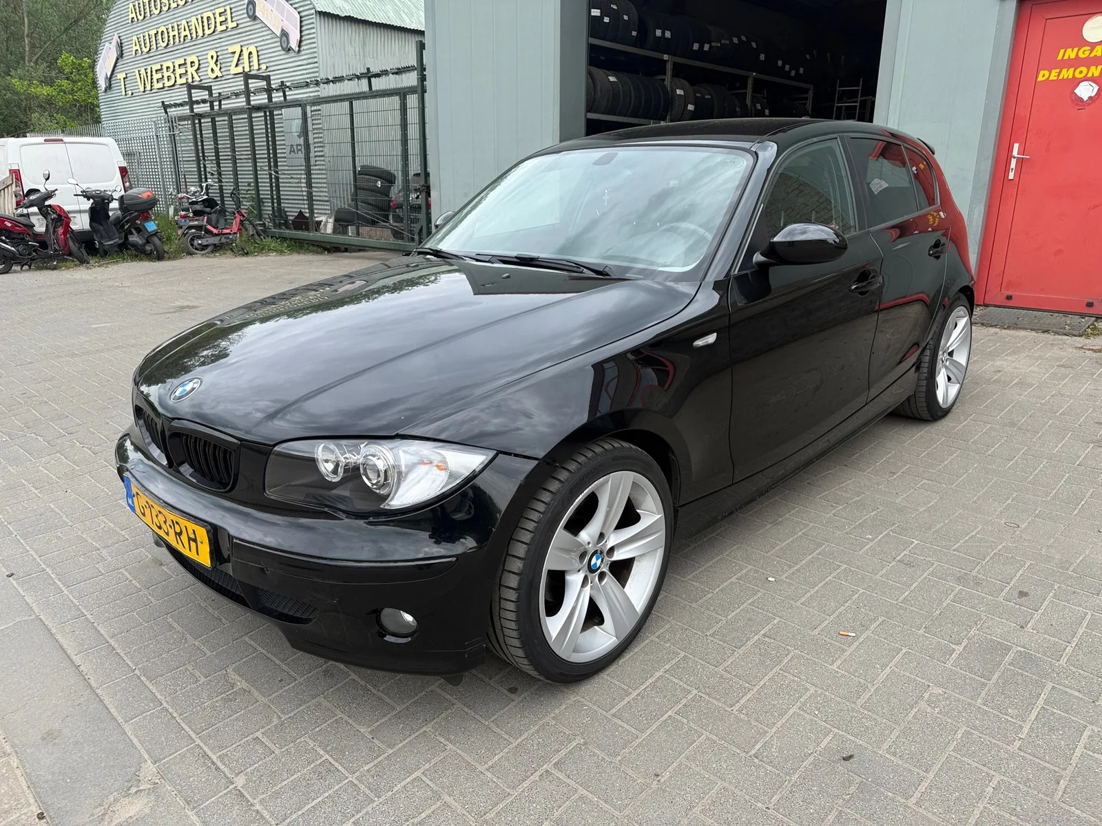 BMW 1-Serie (2006) — foto 1