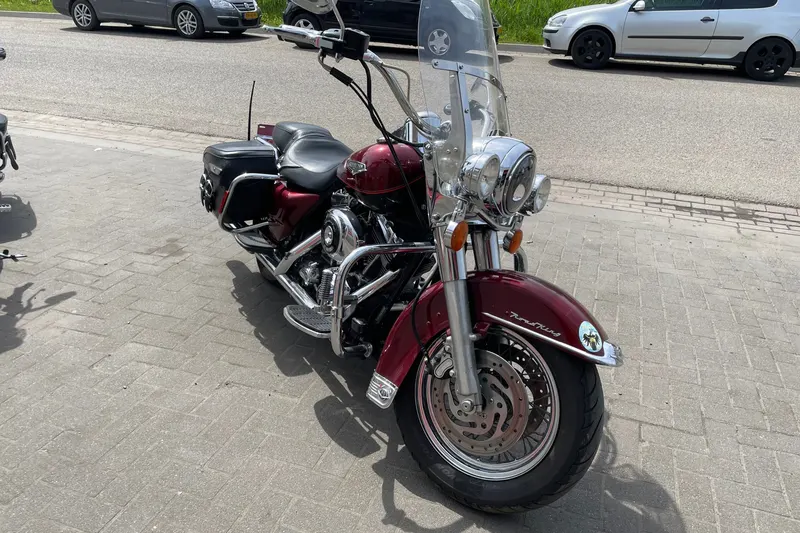 Harley-Davidson Road King 88 (2006)