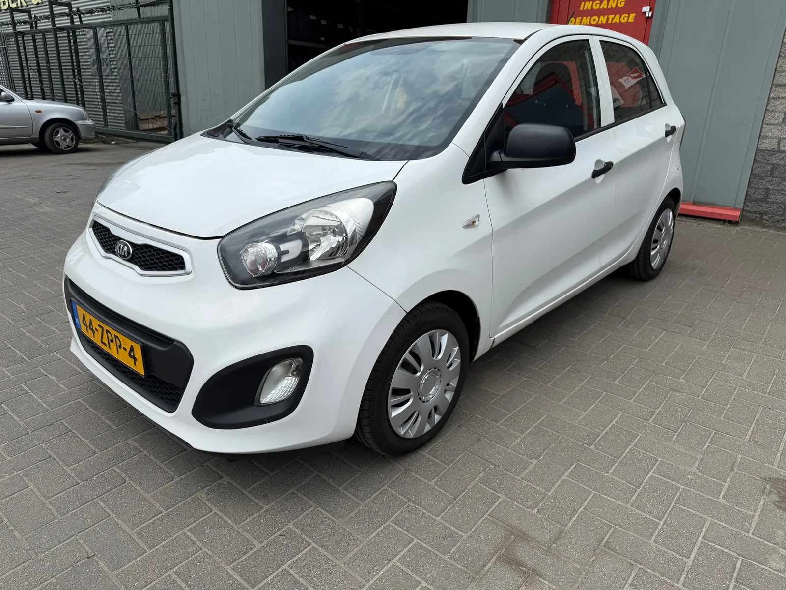 Kia Picanto (2013) — foto 1
