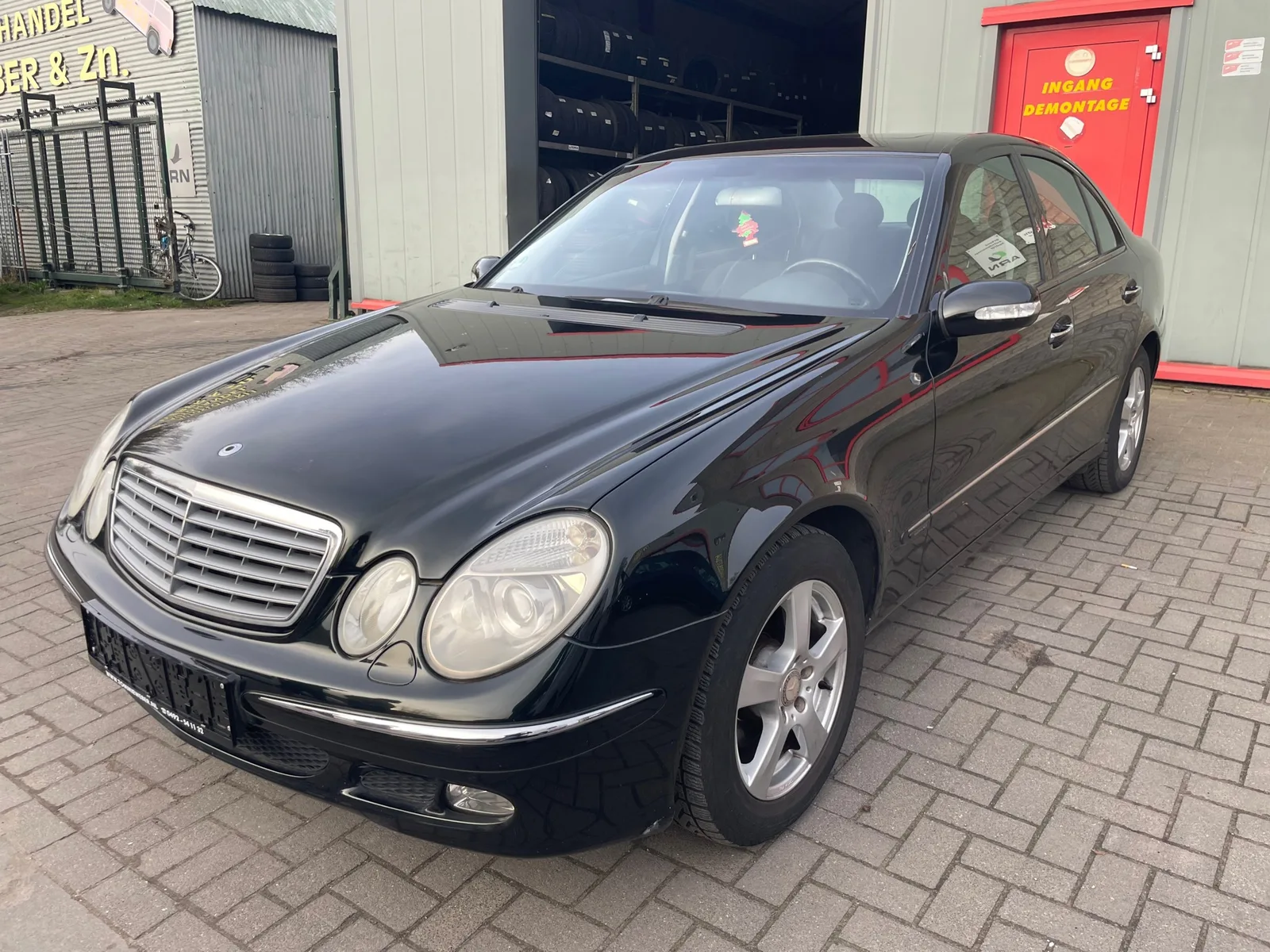 Mercedes-Benz E-Klasse (2002) — foto 1