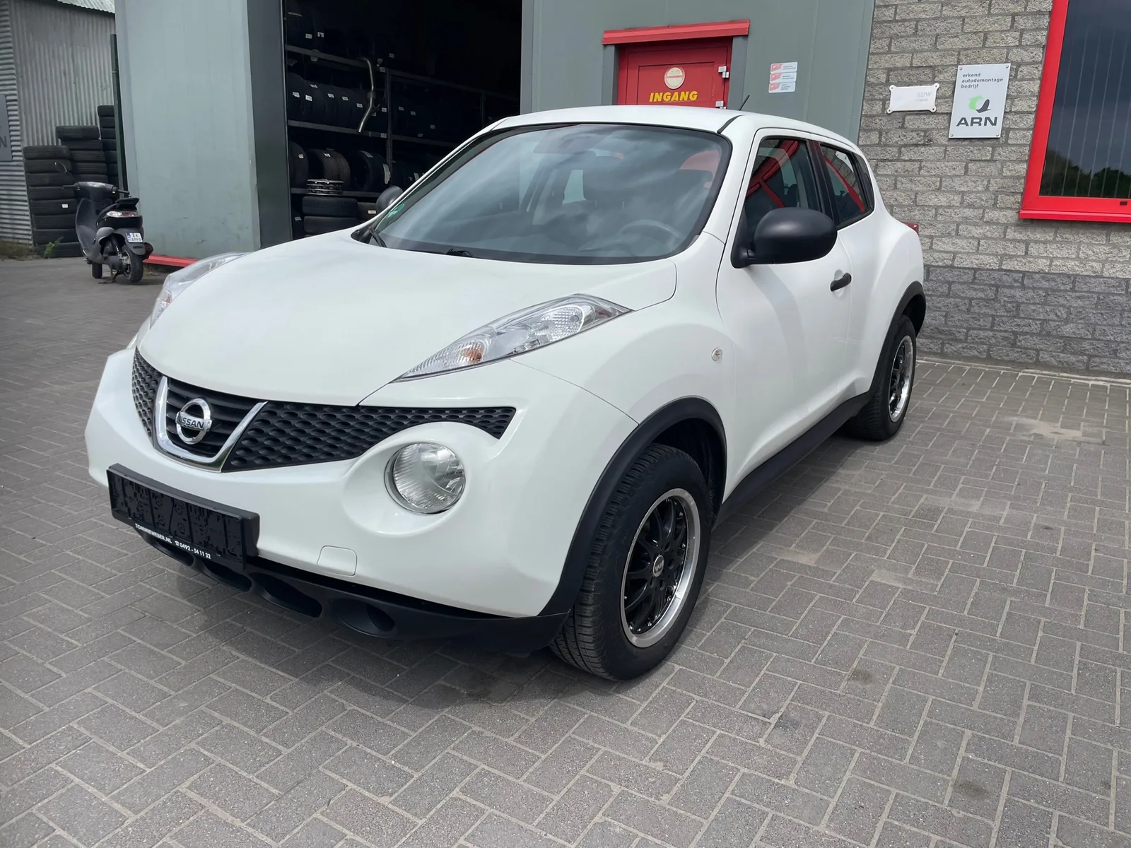 Nissan Juke (2012) — foto 1