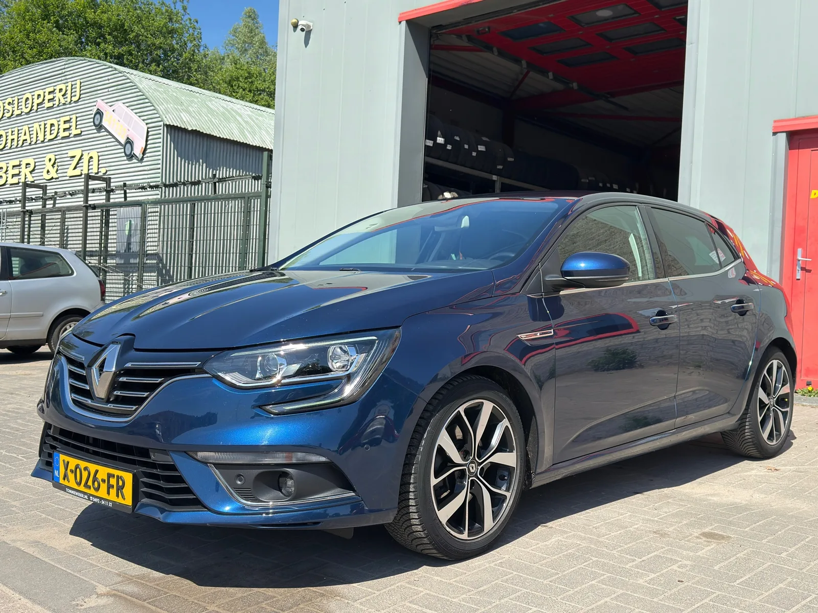 Renault Mégane (2019) — foto 1