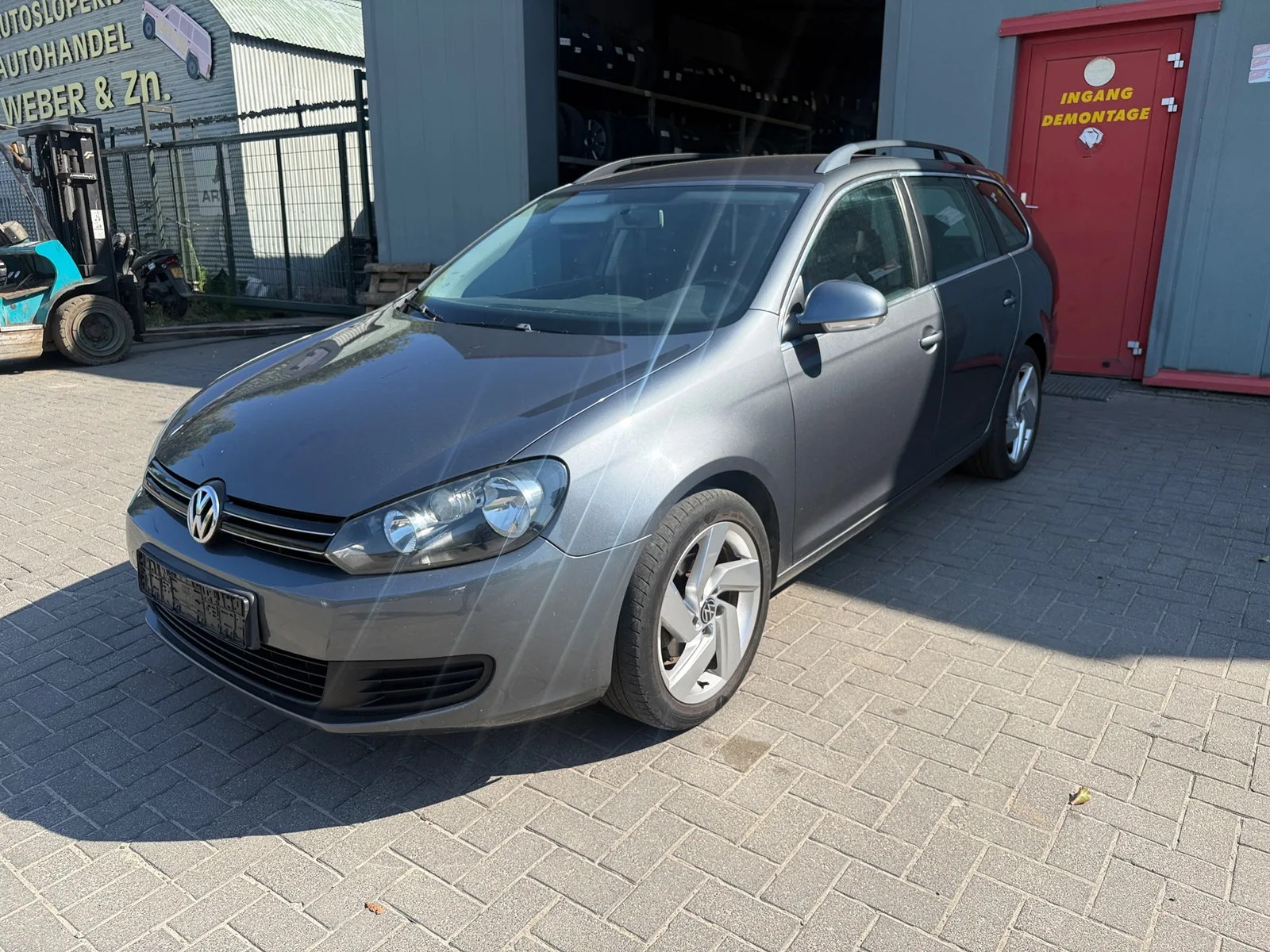 Volkswagen Golf (2010) — foto 1