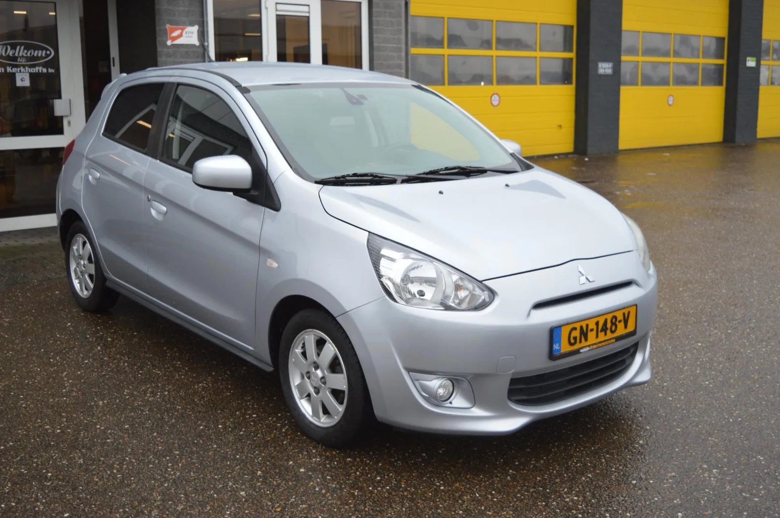 Mitsubishi Space Star (2015) — foto 1