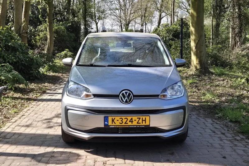 Volkswagen Up! (2021)