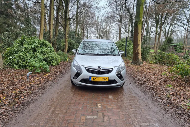 Opel Zafira (2014)
