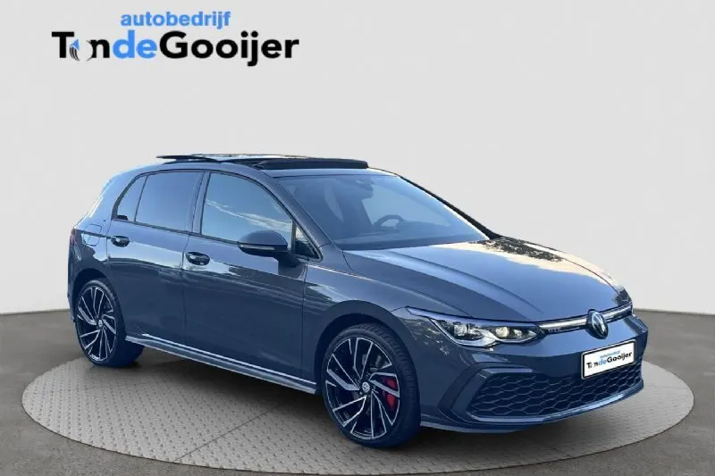 Volkswagen Golf (2022)