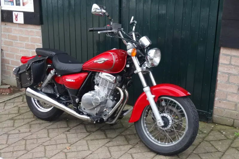 Suzuki Chopper GZ 250 Marauder (2004)