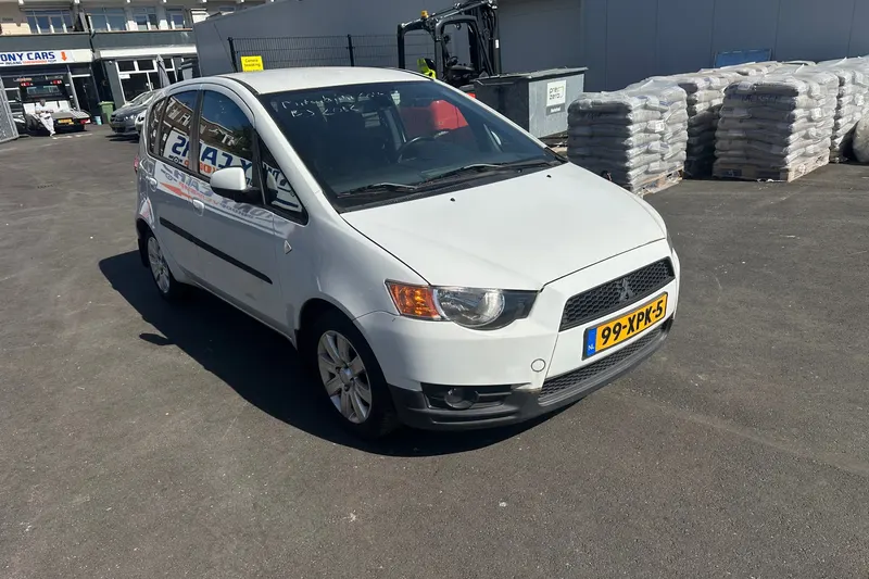 Mitsubishi Colt (2012)