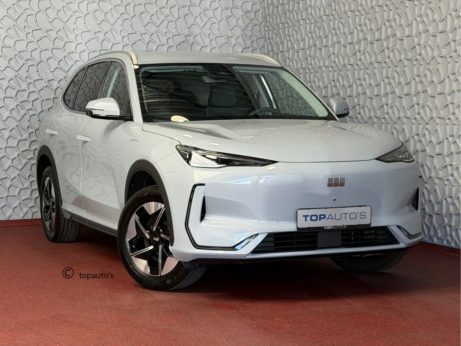 Geely E5 (2026) — foto 1