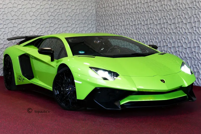 Lamborghini Aventador (2016)