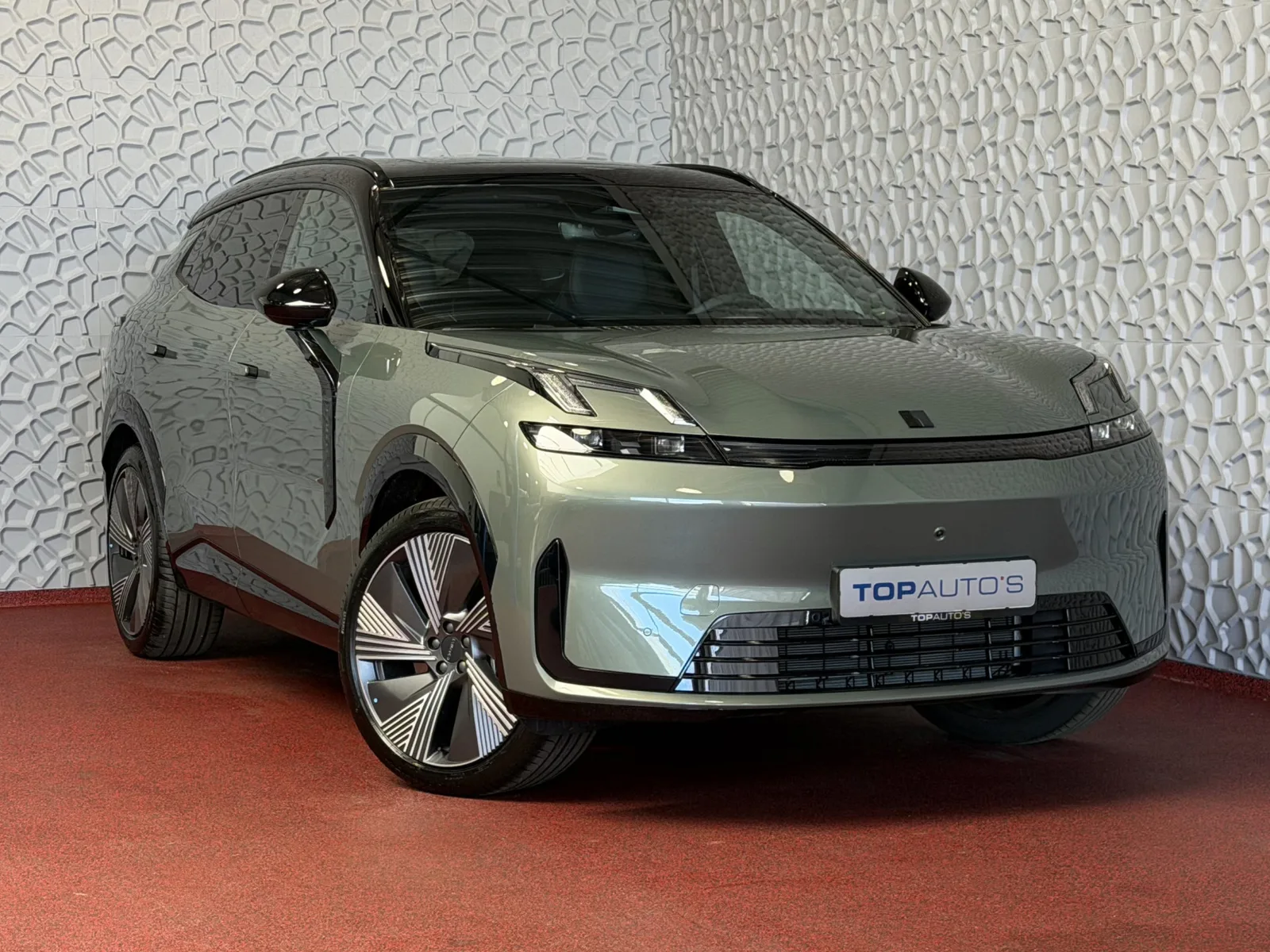 Lynk & Co 08 (2026) — foto 1
