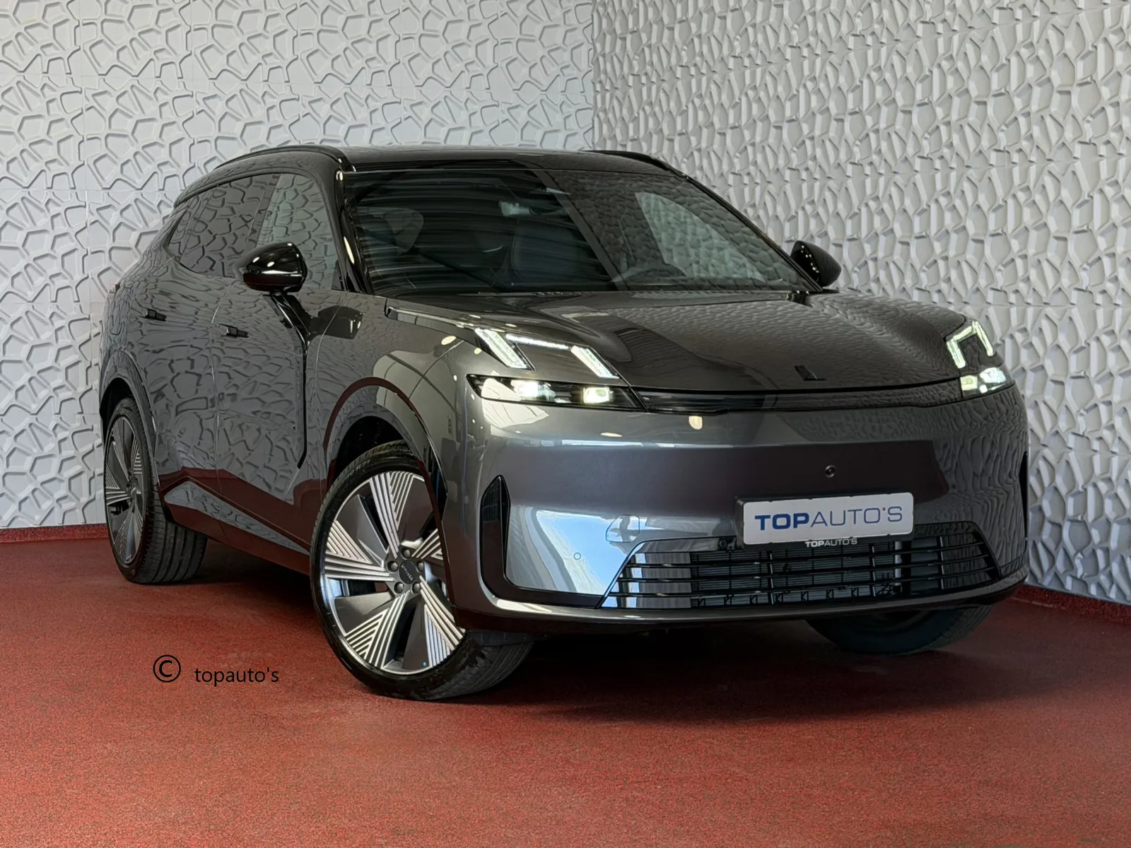 Lynk & Co 08 (2026) — foto 1
