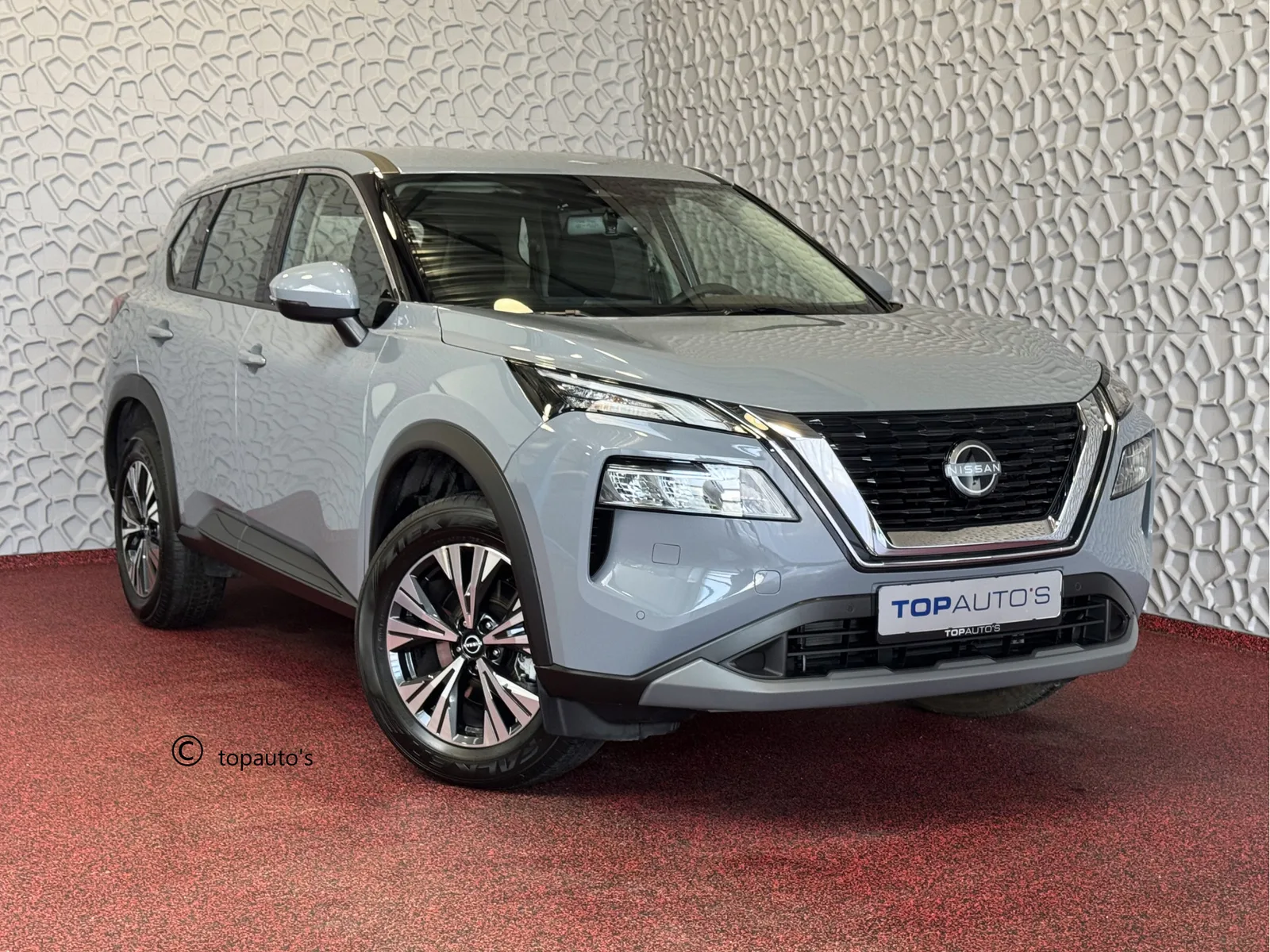 Nissan X-Trail (2024) — foto 1