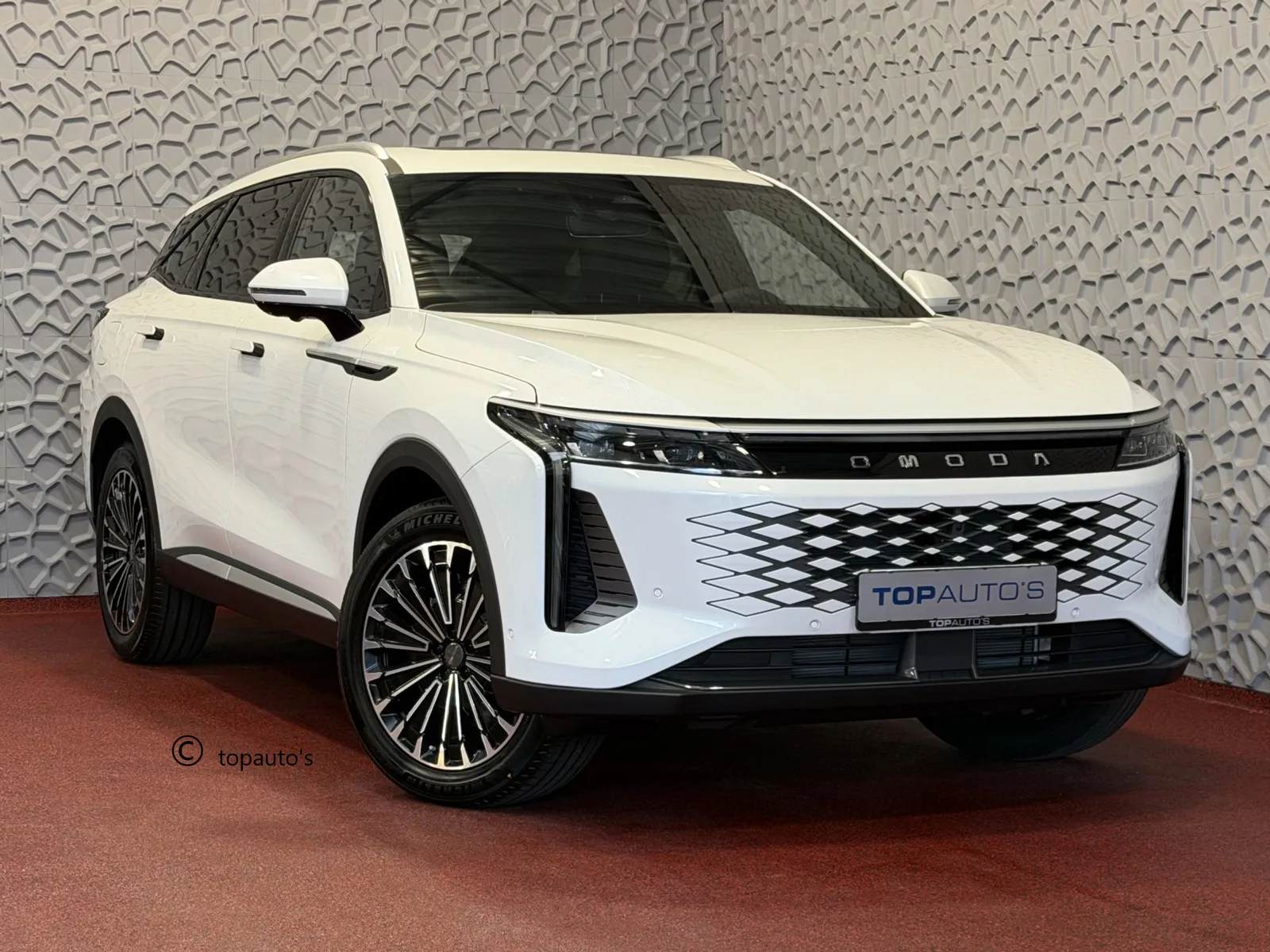 Omoda 9 (2026) — foto 1