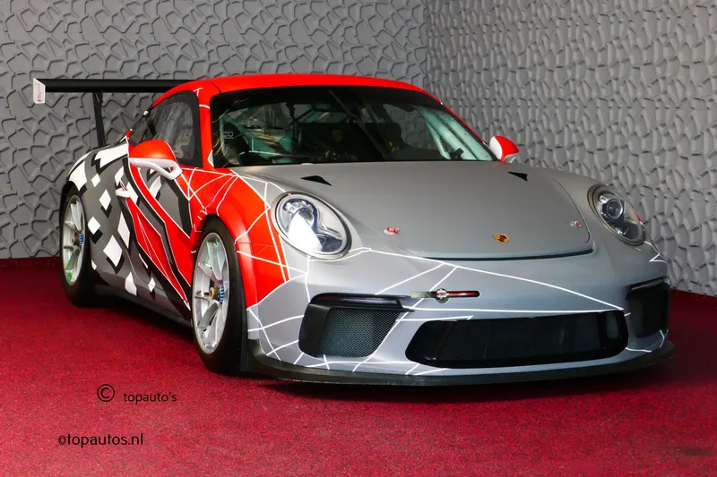 Porsche 911 (2017)