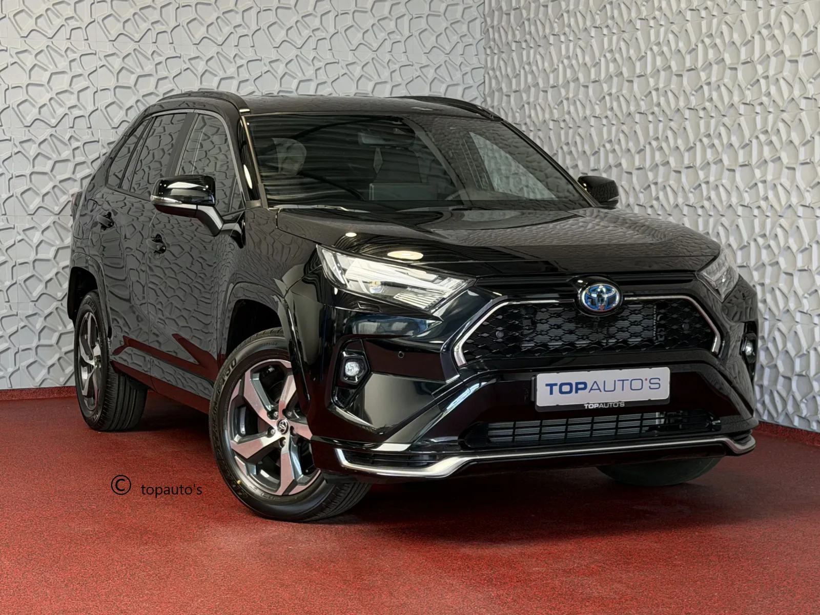 Toyota RAV4 (2026) — foto 1