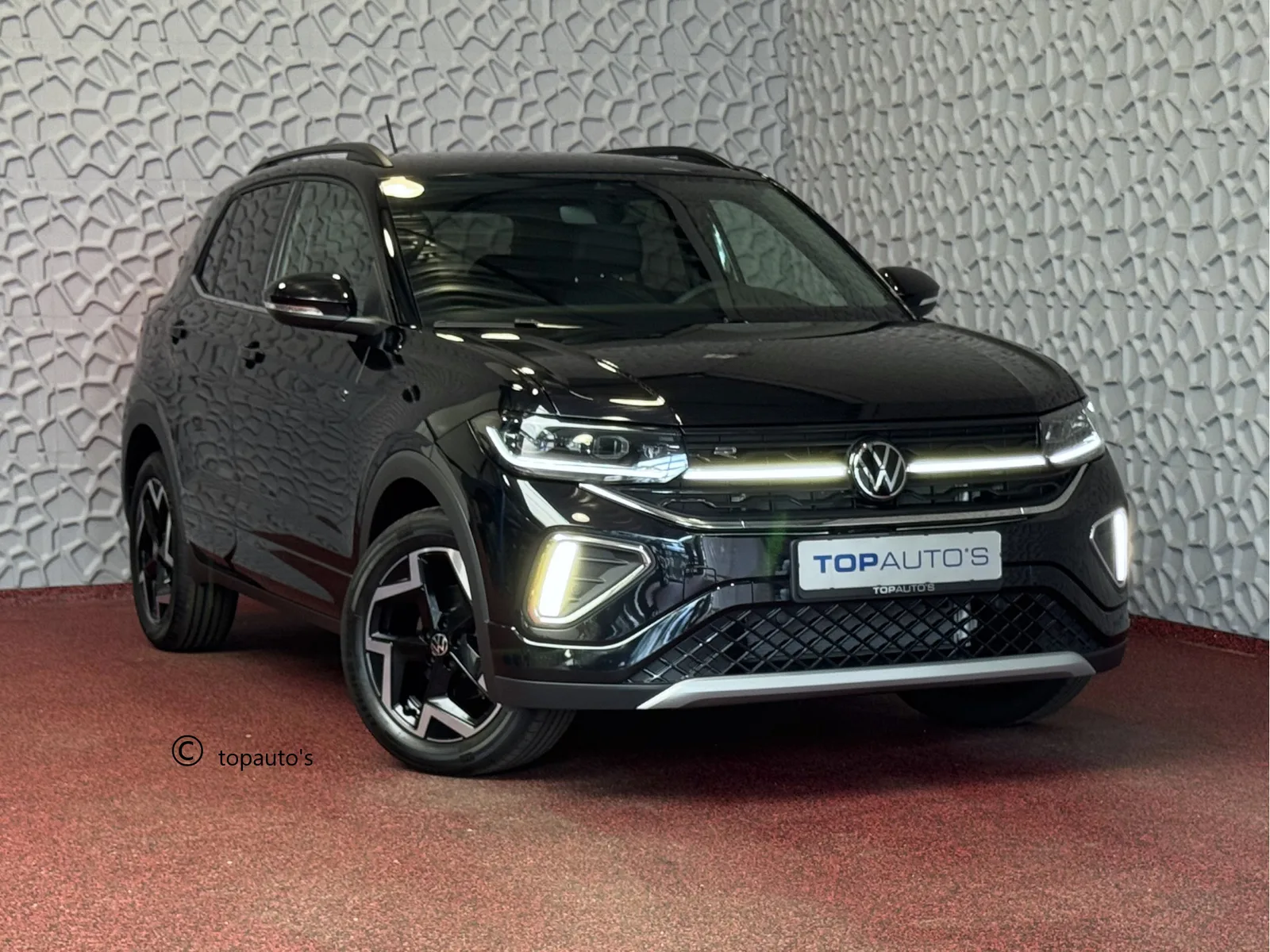 Volkswagen T-Cross (2025) — foto 1
