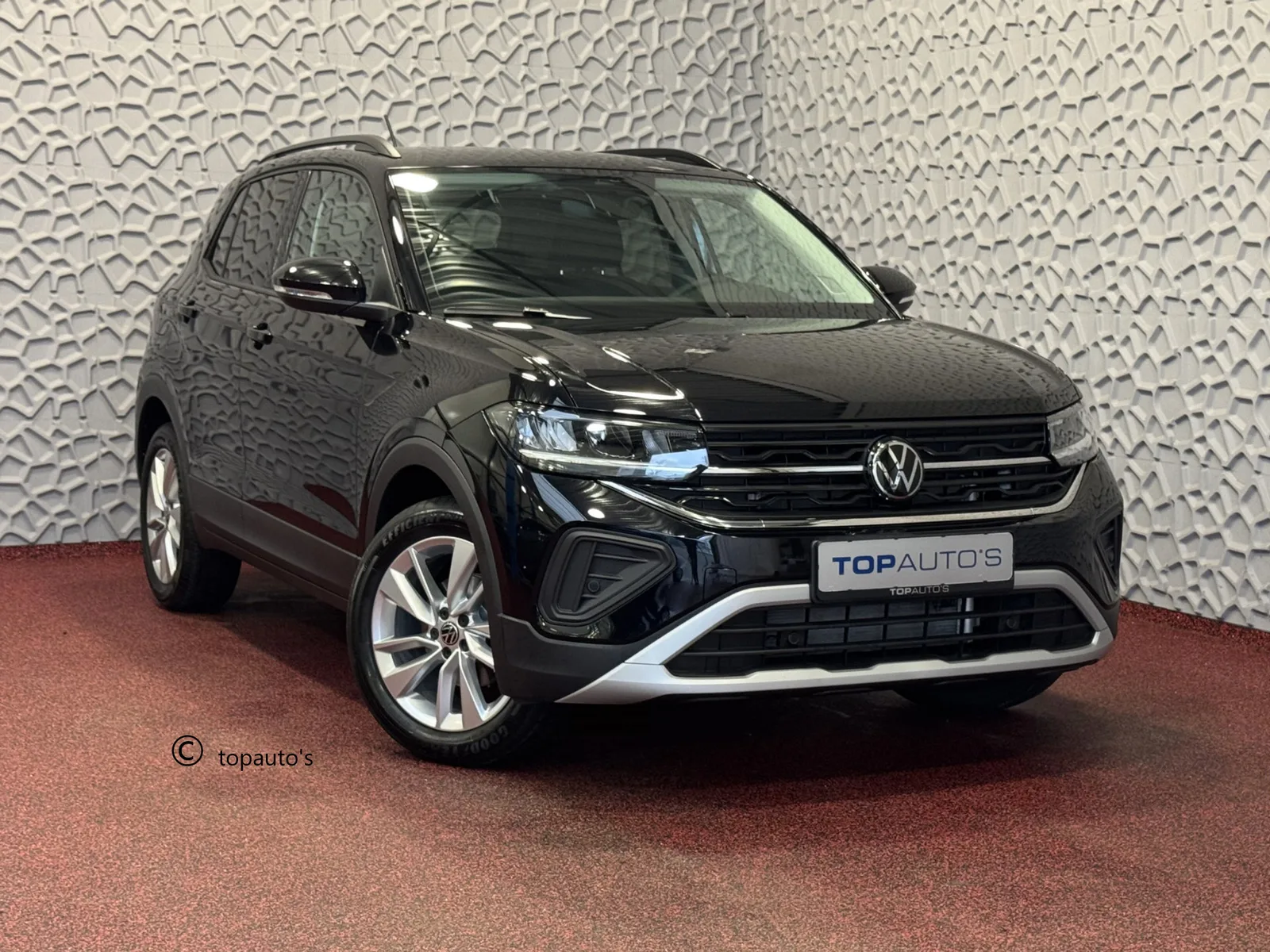 Volkswagen T-Cross (2025) — foto 1