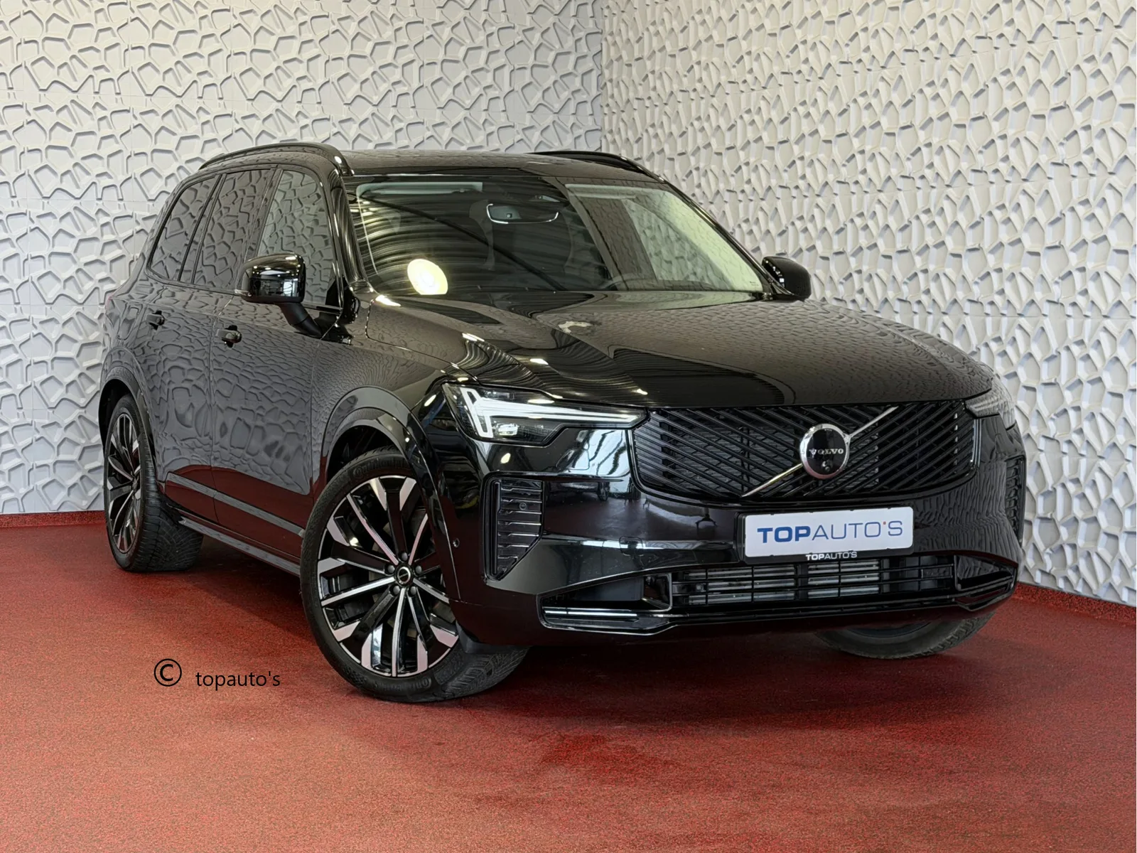 Volvo XC90 (2025) — foto 1