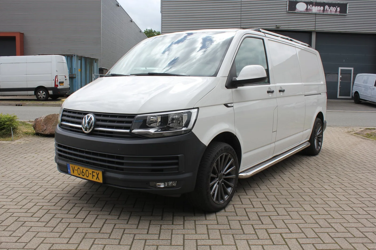 Volkswagen Transporter (2017) — foto 1