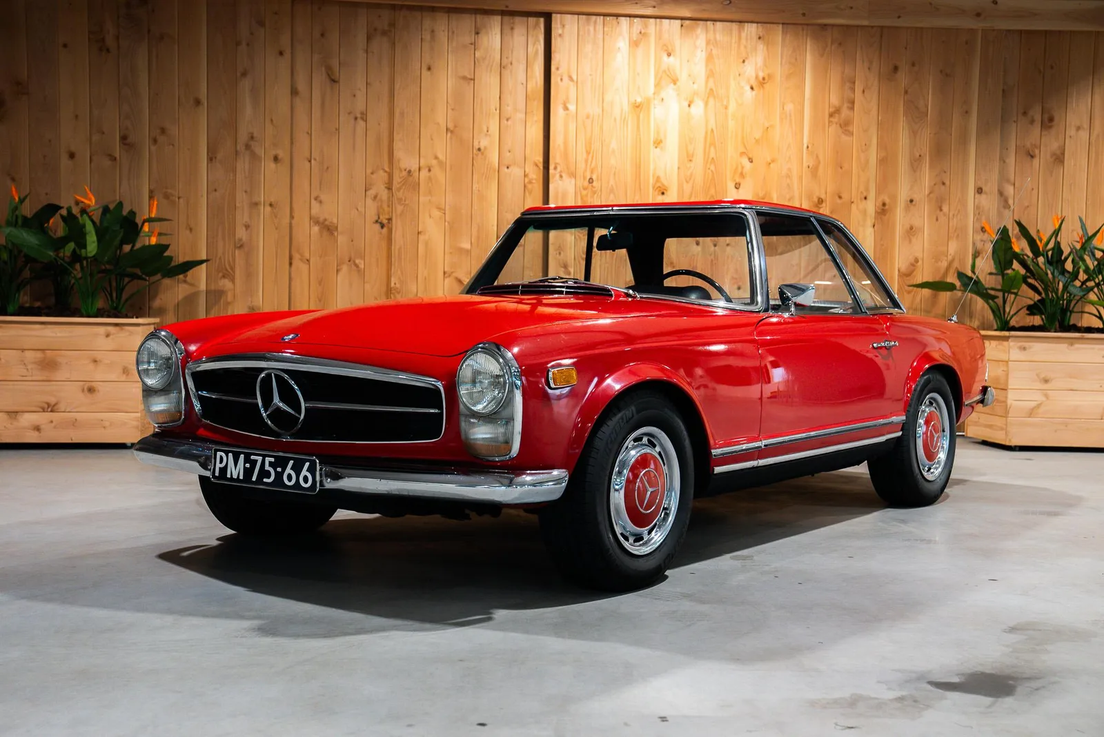 Mercedes-Benz SL-Klasse (1968) — foto 1