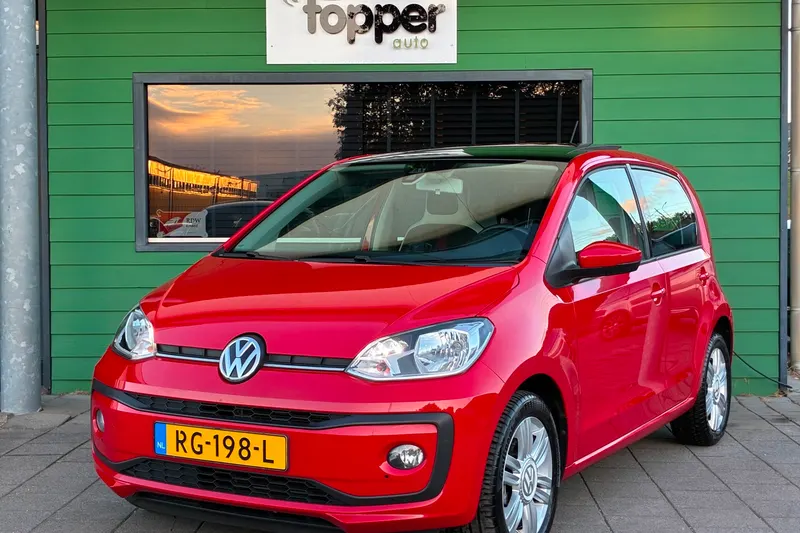 Volkswagen Up! (2017)