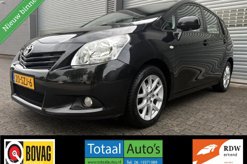 Toyota Verso (2012)