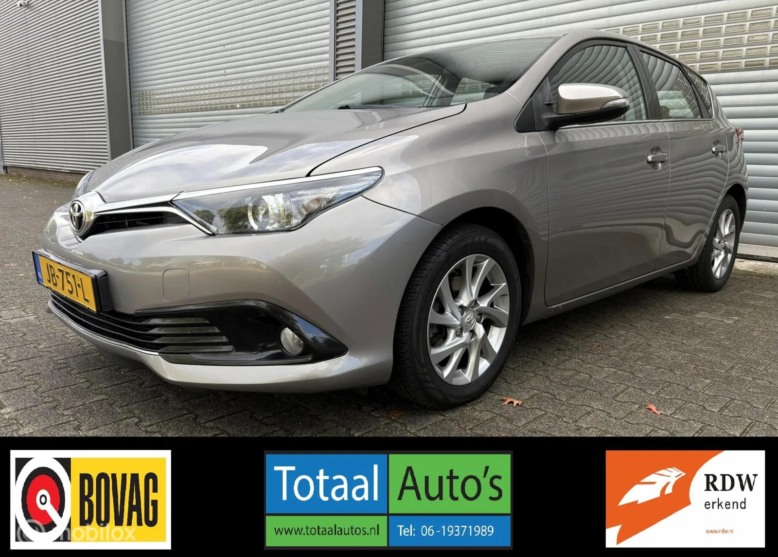 Toyota Auris (2016) — foto 1