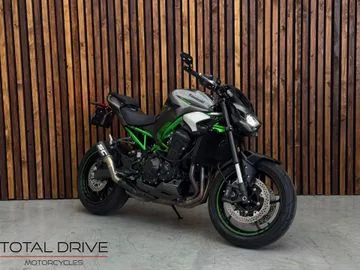 Kawasaki Z 900 (2025) — foto 1