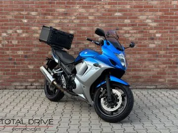Suzuki GSX 650 (2012) — foto 1