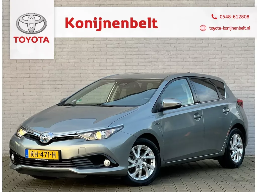 Toyota Auris (2017) — foto 1