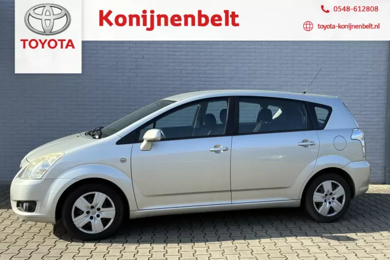 Toyota Verso (2008)