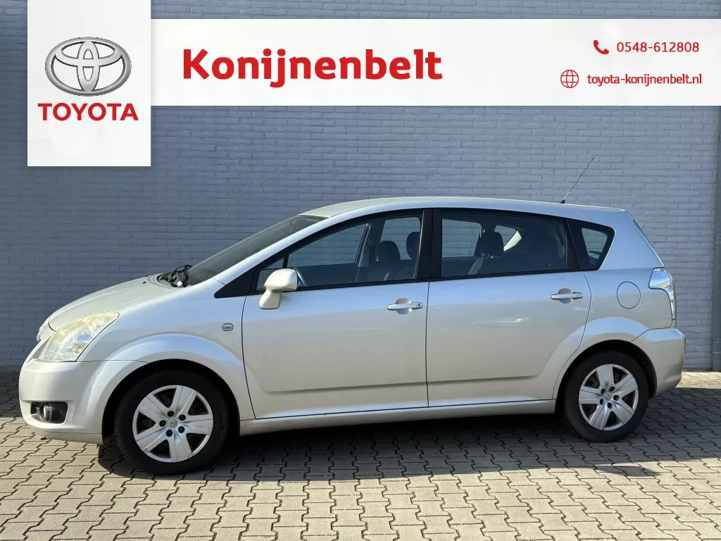 Toyota Verso (2008) — foto 1