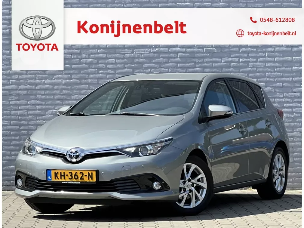 Toyota Auris (2016) — foto 1
